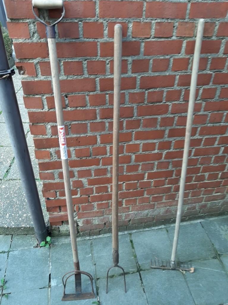 TUINGEREEDSCHAP ALGEMEEN 15 euro LOT, Ophalen