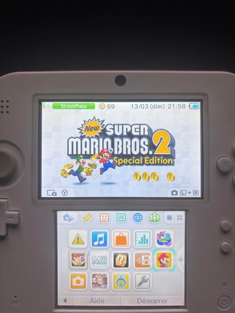 Nintendo 2DS + 5 jeux, Games en Spelcomputers, Spelcomputers | Nintendo 2DS en 3DS, Ophalen, Gebruikt, Wit, 2DS