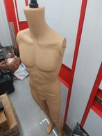 Mannequin, Enlèvement