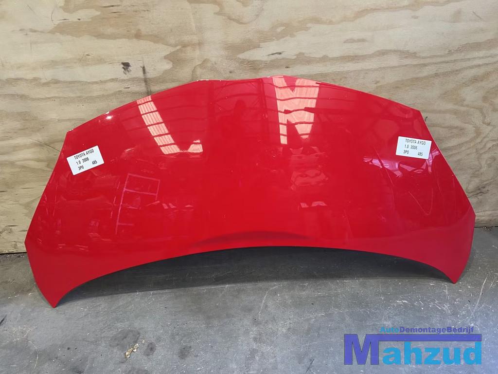 TOYOTA AYGO ROOD 3P0 motorkap 2005-2014, Auto-onderdelen, Carrosserie, Motorkap, Toyota, Gebruikt