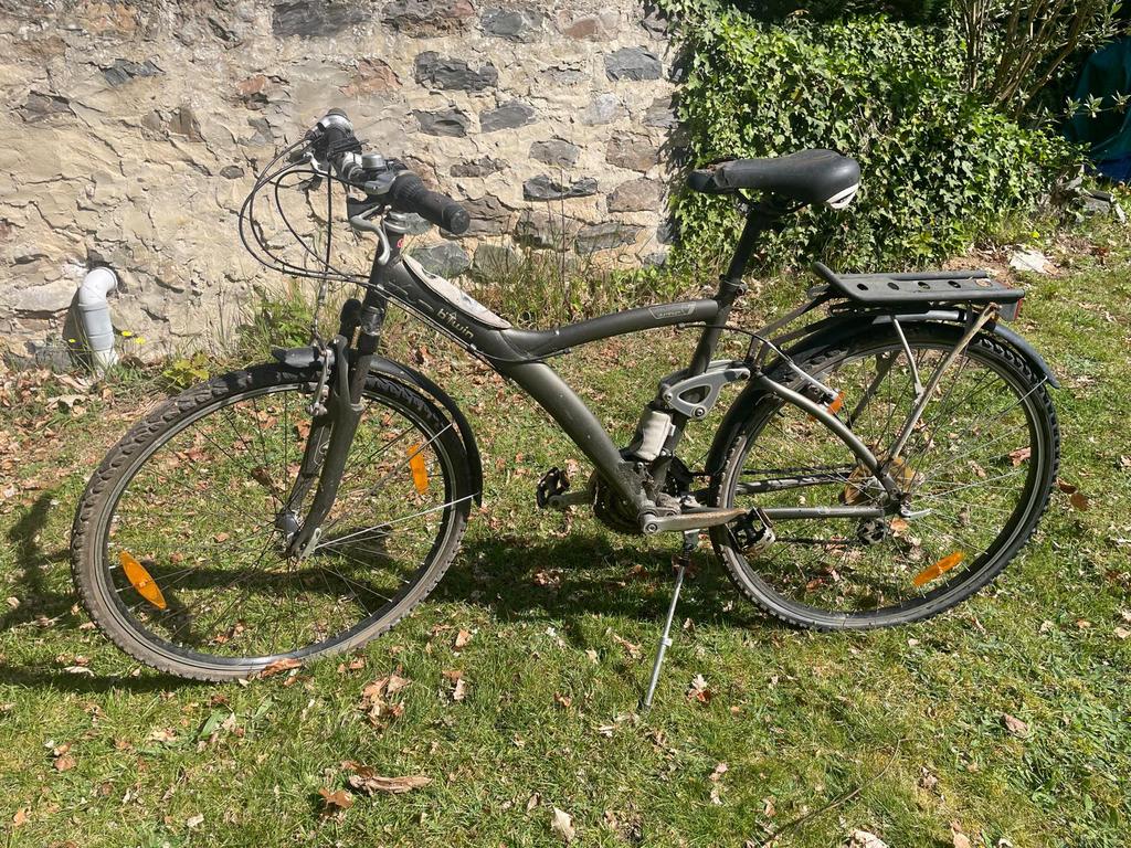 Vélo tout chemin (VTC) Decathlon B'Twin Original 700, Vélos & Vélomoteurs, Enlèvement, Utilisé, Suspension