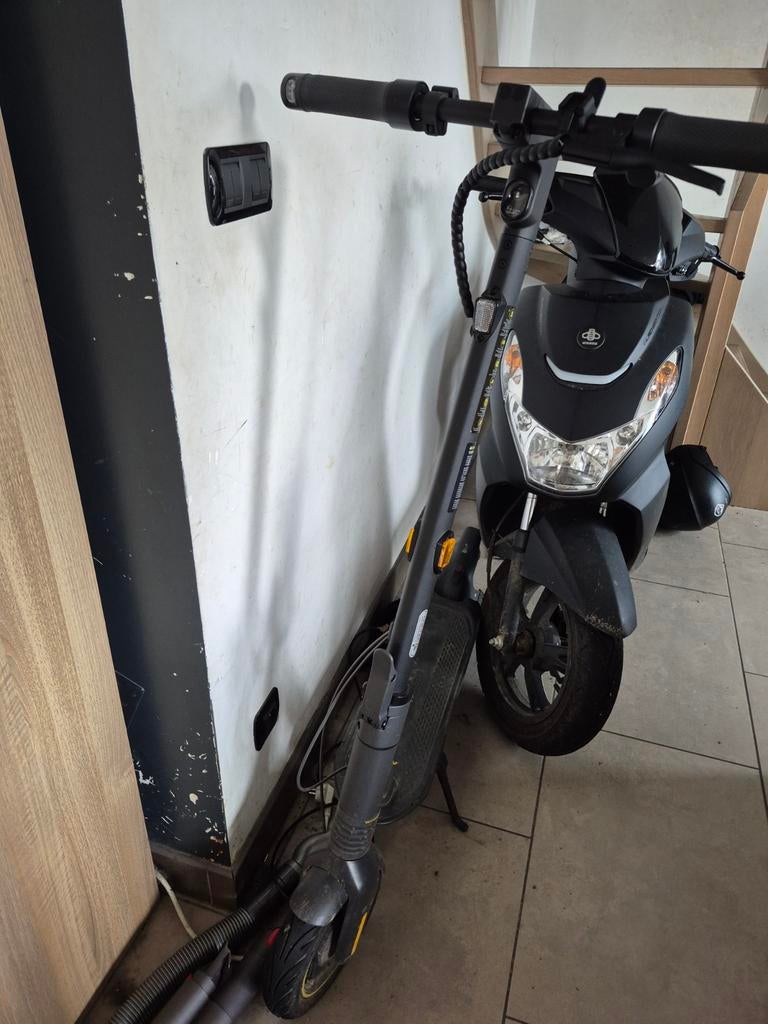 Zt3 pro Xiaomi Pro 2 Ninebot Max G2, Fietsen en Brommers, Minibikes, Midibikes en Pitbikes, Zo goed als nieuw, Ophalen