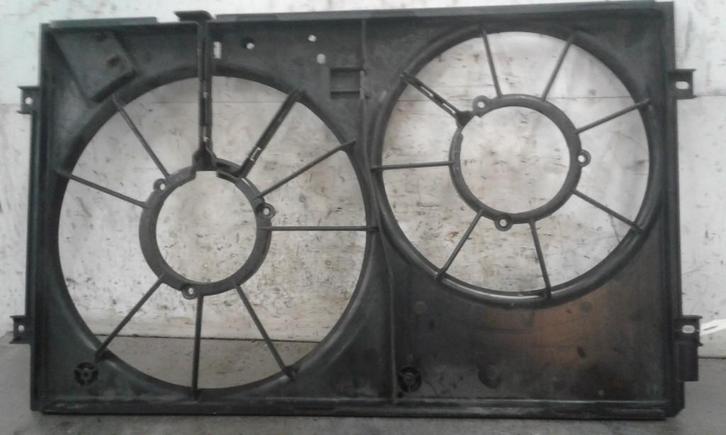 RADIATEUR VENTILATEUR COWL Volkswagen Golf V (1K1), Autos : Pièces & Accessoires, Autres pièces automobiles, Volkswagen, Utilisé