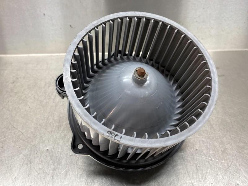 KACHEL VENTILATORMOTOR Kia Venga (01-2010/03-2019), Gebruikt, Kia