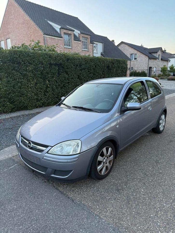 Opel corsa 1.0 benzine evt gekeurd, Auto's, Opel, Particulier, Corsa, ABS, Airbags, Airconditioning, Boordcomputer, Centrale vergrendeling