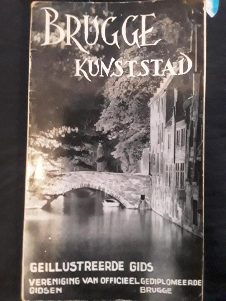 Brugge kunststad, oude gids, Boeken, Reisgidsen, Gelezen, Ophalen of Verzenden