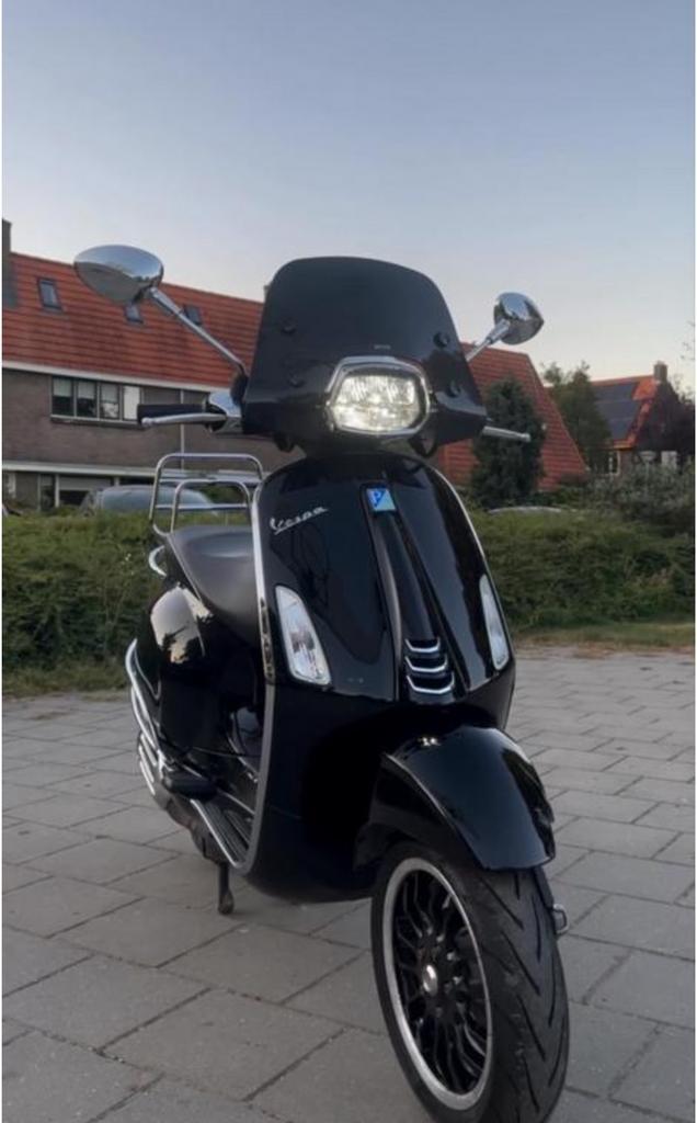 Vespa Sprint A Klasse, Fietsen en Brommers, Scooters | Vespa, Zo goed als nieuw, Vespa S, Klasse A (25 km/u), Benzine, Ophalen