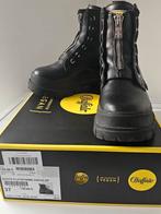 Boots Buffalo, Ophalen, Gedragen