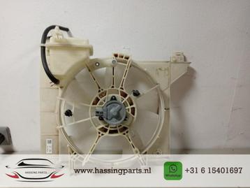 Toyota Yaris 2010 Koelvin met motor met artikelnummer MF4227 beschikbaar voor biedingen
