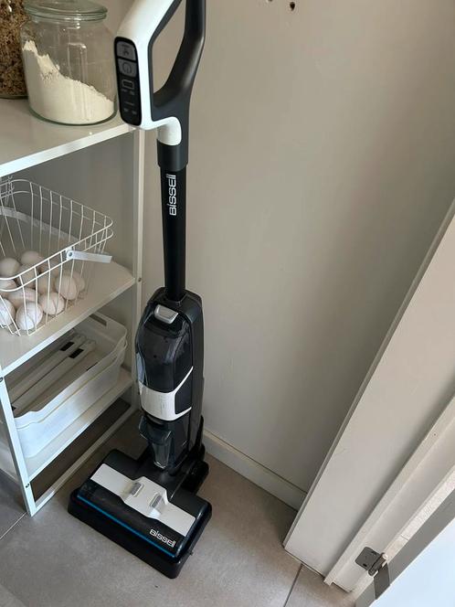 Bissell | Vloerreiniger, Elektronische apparatuur, Stofzuigers, Zo goed als nieuw, Waterstofzuiger, Ophalen