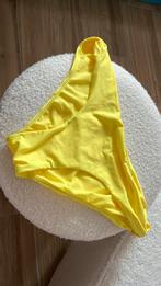 Bas bikini neuf jaune 38, Vêtements | Femmes, Vêtements de Bain & Maillots de Bain, Neuf, Jaune, Bikini