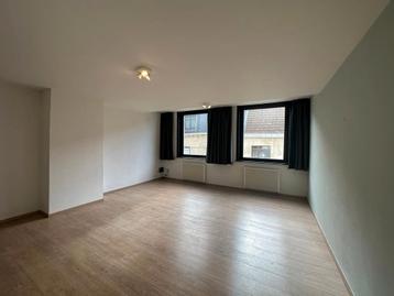 Appartement te huur in Oostende, 3 slpks, Appartement, 255 kWh/m²/jaar, 3 kamers