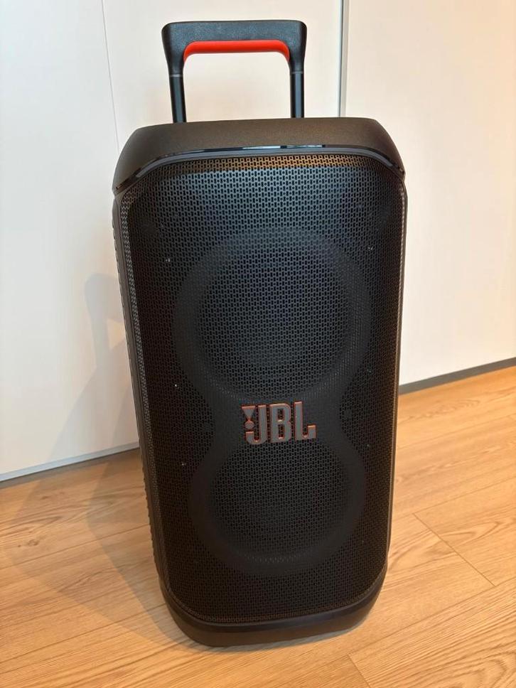 JBL Partybox Stage 320, Audio, Tv en Foto, Luidsprekerboxen, Zo goed als nieuw, Front, Rear of Stereo speakers, 120 watt of meer