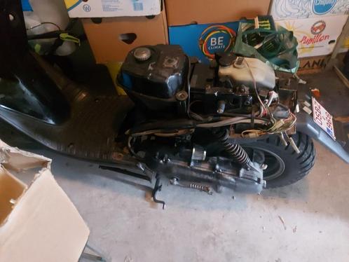 Mbk booster spirit b klasse 1995 met papieren, Fietsen en Brommers, Brommeronderdelen | Scooters, Zo goed als nieuw, Overige merken