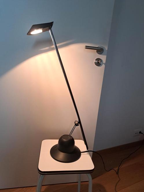 Lampe de bureau premium, Maison & Meubles, Lampes | Lampes de table, Comme neuf, Enlèvement ou Envoi