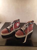 Speciale baskets (sportschoenen) met spikes 41/05., Ophalen of Verzenden, Zo goed als nieuw, Sportschoenen