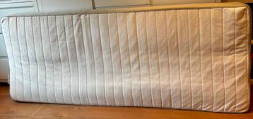Matras eenpersoons beschikbaar voor biedingen