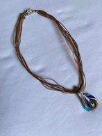 speciaal halsketting met een glas hanger, Avec pendentif, Comme neuf, Autres matériaux, Enlèvement ou Envoi