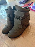 Schoenen ingebouwde hak kaki kleur maat 36, Kleding | Dames, Ophalen of Verzenden, Zo goed als nieuw, Maat 36 (S)