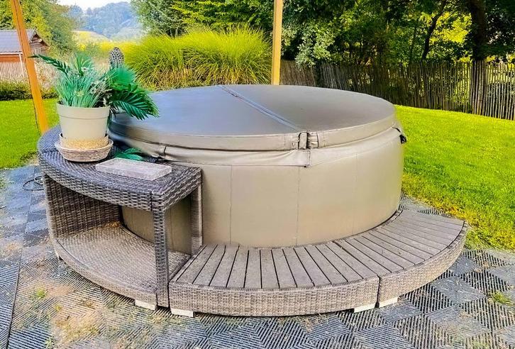SPA SOFTUB PORTICO 5/6 Personnes, Tuin en Terras, Bubbelbaden en Hottubs, Gebruikt, Afdekzeil, Ophalen
