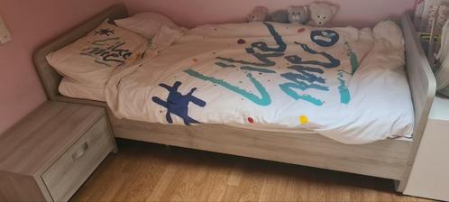 Doorgroeikamer (babykamer/tienerkamer), Kinderen en Baby's, Kinderkamer | Bedden, Zo goed als nieuw, Lattenbodem, Matras, Ophalen