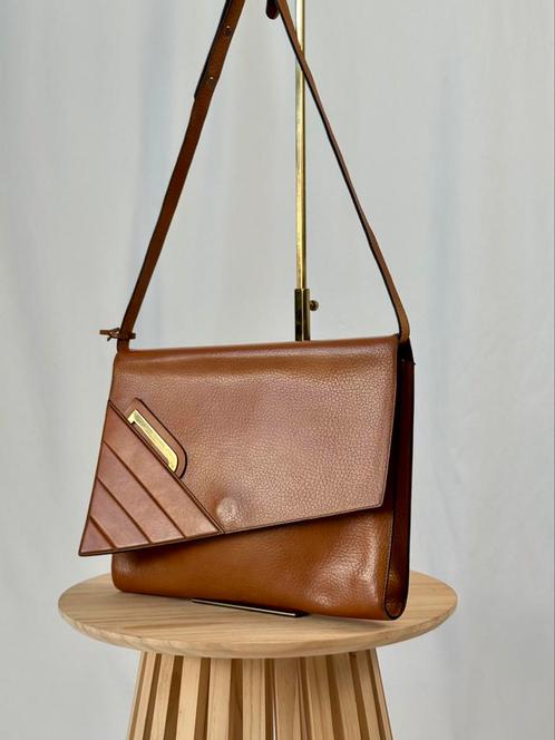 Vintage delvaux crossbody, Handtassen en Accessoires, Tassen | Damestassen, Gebruikt, Handtas, Bruin, Ophalen