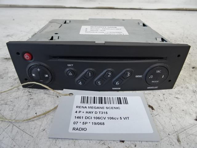 RADIO Renault Scénic II (JM) (01-2003/06-2009) (8200607918), Auto-onderdelen, Overige Auto-onderdelen, Renault, Gebruikt