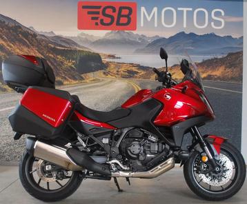 Honda NT1100 DCT (bj 2024) beschikbaar voor biedingen