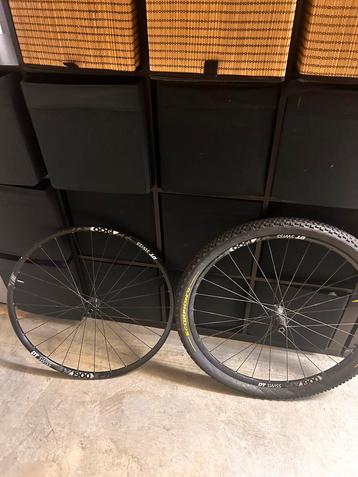 Wielset dt swiss x1900 beschikbaar voor biedingen