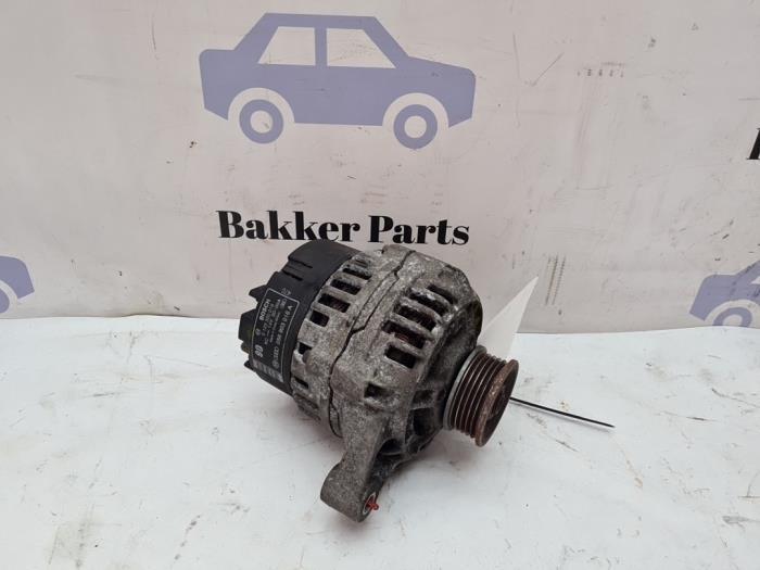 Dynamo d'un Audi A4, Autos : Pièces & Accessoires, Moteurs & Accessoires, Audi, Utilisé, 3 mois de garantie