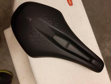 Fizik terra argo, Enlèvement, Neuf