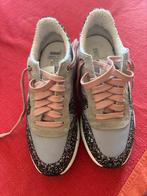 Baskets très tendance très très bon état sweet lemon, Vêtements | Femmes, Chaussures, Autre, Enlèvement ou Envoi, Sneakers et Baskets