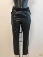 Nieuwe zwarte hotpants van twee materialen, Kleding | Dames, Broeken en Pantalons, Autre, Ophalen of Verzenden, Nieuw, Zwart