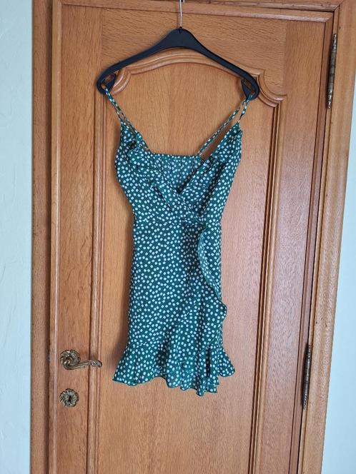 Top vert et blanc - neuf - taille 34, Kleding | Dames, Topjes, Nieuw, Maat 34 (XS) of kleiner, Groen, Zonder mouw, Ophalen of Verzenden