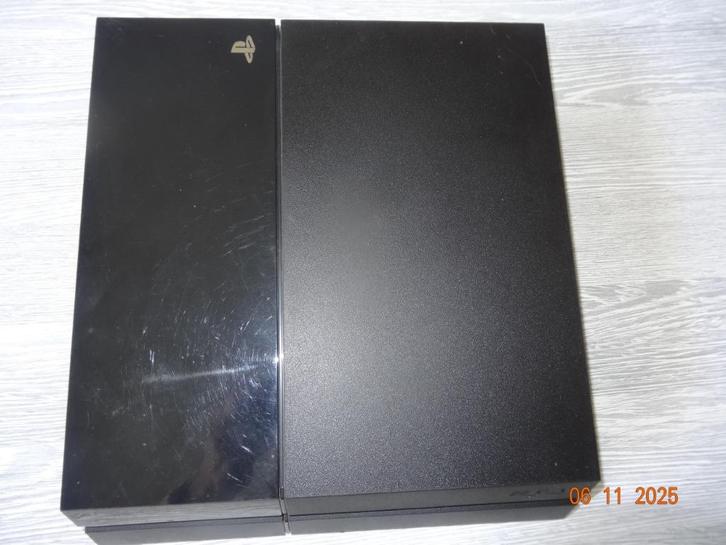 ZGAN compleet ORIGINEL PS4 consoles, 500GB en spel, Games en Spelcomputers, Spelcomputers | Sony PlayStation 4, Zo goed als nieuw