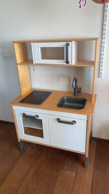 Keukentje ikea beschikbaar voor biedingen