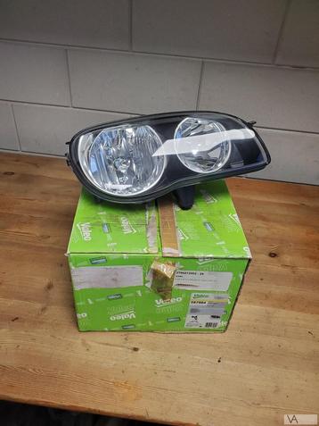 Toyota Corolla 1998 - 2002 koplamp rechts NIEUW in doos €30 beschikbaar voor biedingen