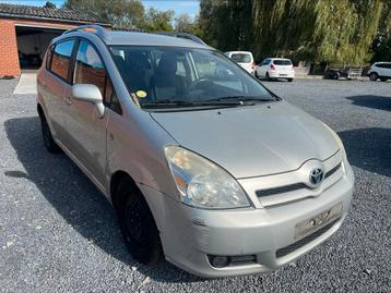 Toyota verso 2,0 diesel (05 places)