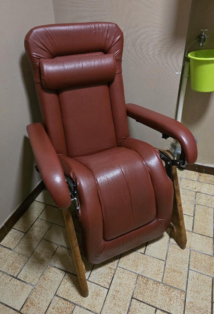 Relaxstoel van Jaflex in lederen uitvoering, Huis en Inrichting, Fauteuils, Gebruikt, Ophalen