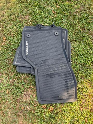 Tapis en caoutchouc volkswagen Arteon beschikbaar voor biedingen