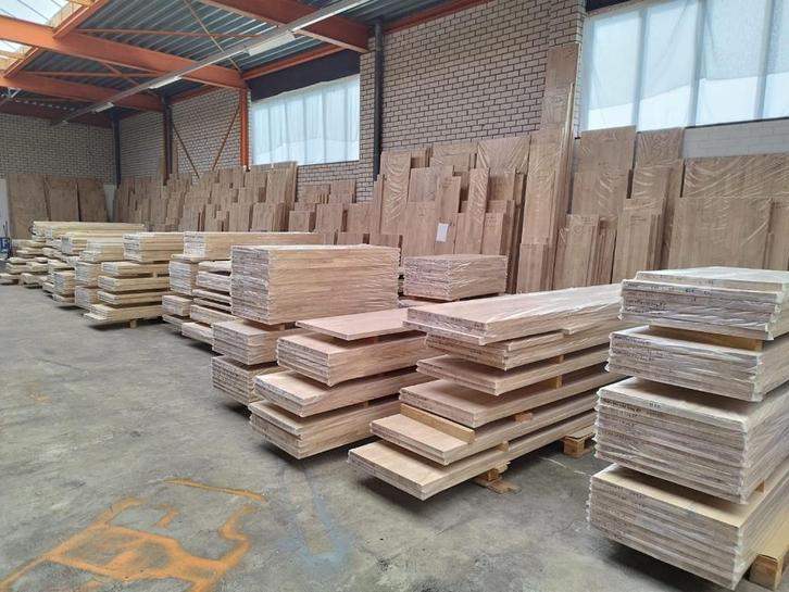 Eiken massief timmerpanelen en bladen 20, 22, 40mm dikte, Huis en Inrichting, Woonaccessoires | Wandplanken en Boekenplanken, Nieuw