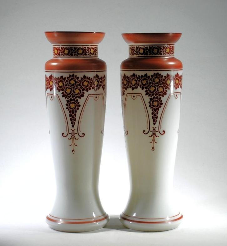 Val Saint Lambert - 2 Vases Opaline - VSL - Val St Lambert, Antiek en Kunst, Antiek | Glaswerk en Kristal, Ophalen of Verzenden