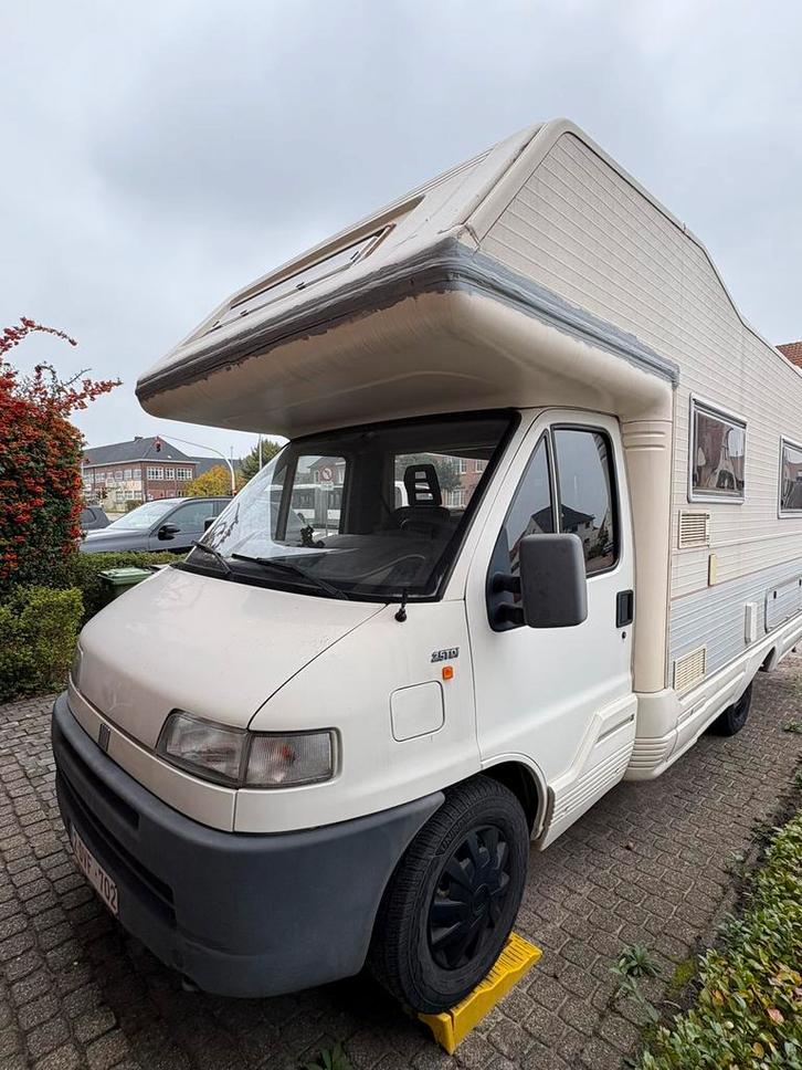 Camper Ducato 1996 - Francois is looking for a new family, Caravans en Kamperen, Mobilhomes, tot en met 5, Alkoof, Fiat, Fiat