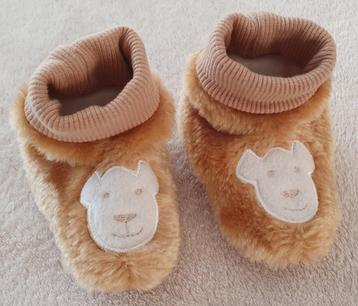 Chaussons bruns ourson - 6-12 mois - NEUF