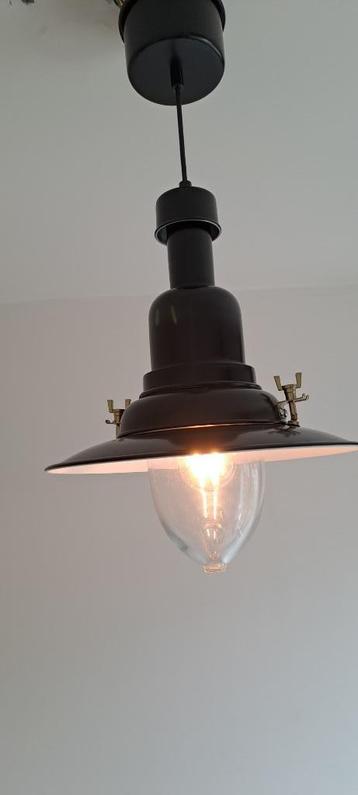 Lampe beschikbaar voor biedingen