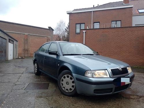 Skoda Octavia ~ EURO4 ~ 1.4 ~ benzine ~ 170dkm, Auto's, Skoda, Particulier, Octavia, ABS, Airbags, Alarm, Centrale vergrendeling