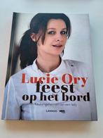 Feest op het bord -  Lucy Orie, Ophalen of Verzenden, Zo goed als nieuw