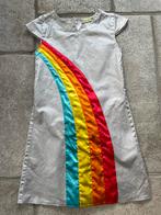 Regenboogkleedje K3, Kinderen en Baby's, Carnavalskleding en Verkleedspullen, Ophalen, Gebruikt, 134 t/m 140, Jongen of Meisje