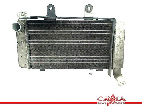 RADIATEUR RECHTS Honda VFR 800 Fi 1998-2001 (VFR800Fi RC46), Motoren, Onderdelen | Honda, Gebruikt