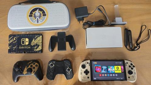 Nintendo switch Oled met speeltjes en accessoires, Games en Spelcomputers, Spelcomputers | Nintendo Switch, Zo goed als nieuw